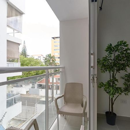 Dom. Rep. Exclusive 2 Bed Apt. Evaristo Morales Santo Domingo Exteriör bild