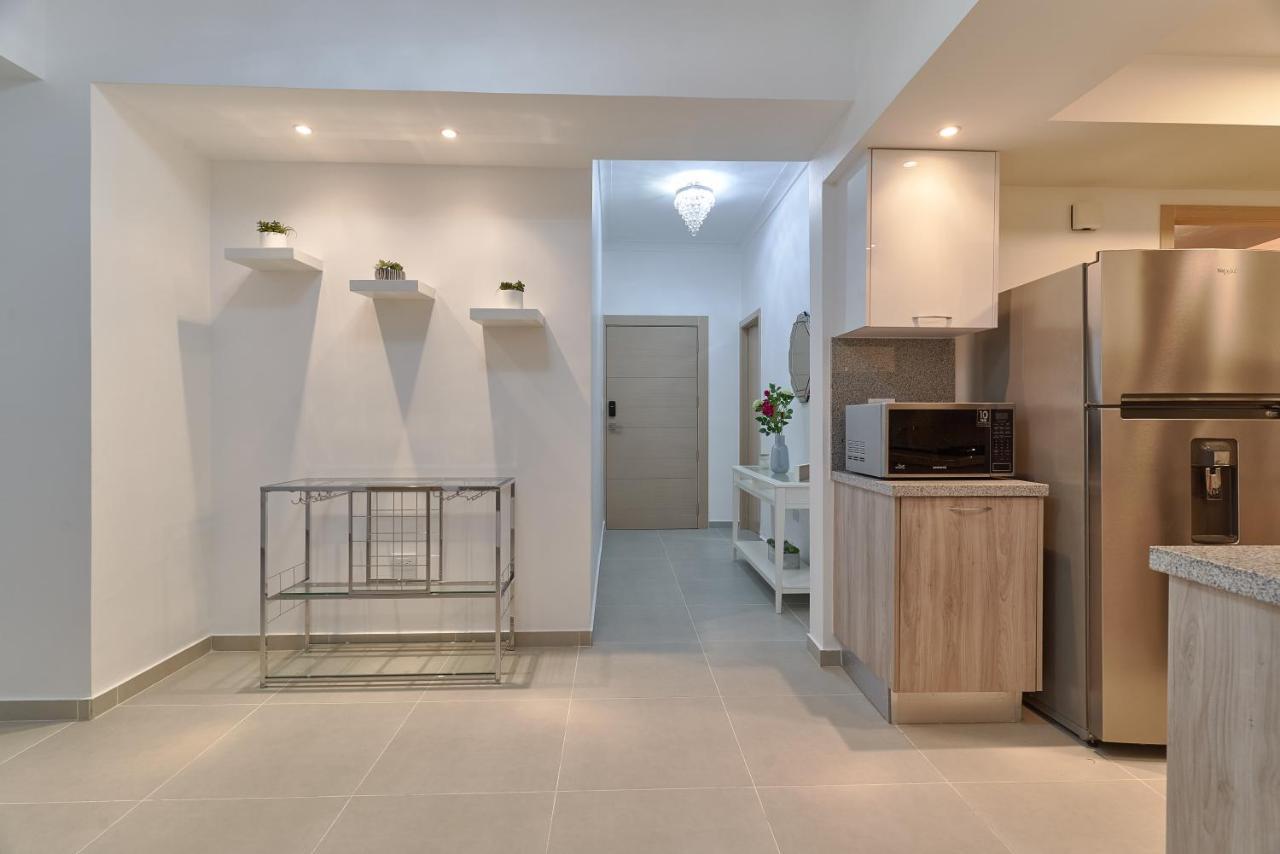 Dom. Rep. Exclusive 2 Bed Apt. Evaristo Morales Santo Domingo Exteriör bild