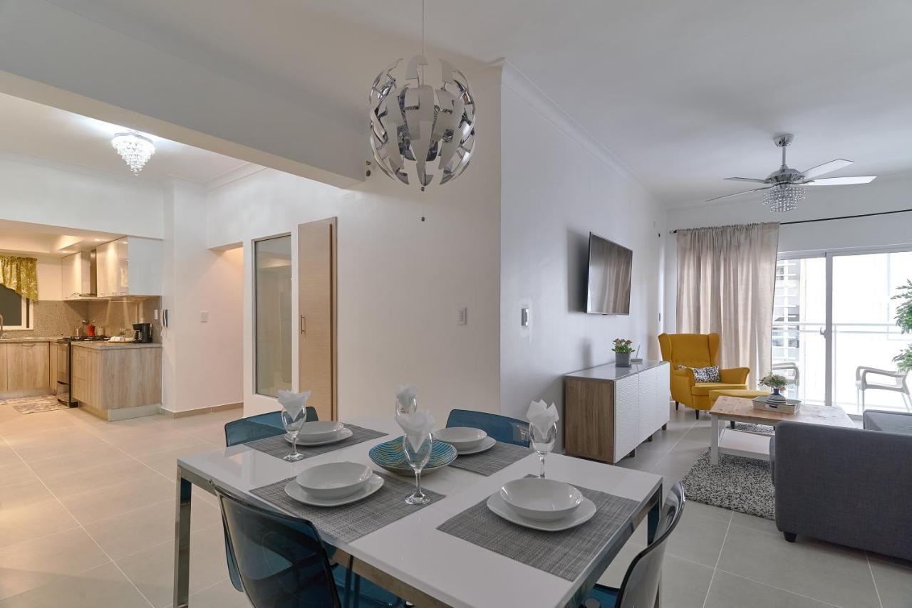 Dom. Rep. Exclusive 2 Bed Apt. Evaristo Morales Santo Domingo Exteriör bild